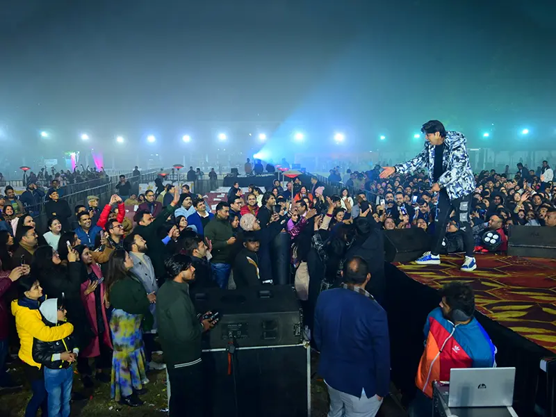 saraswati dental college