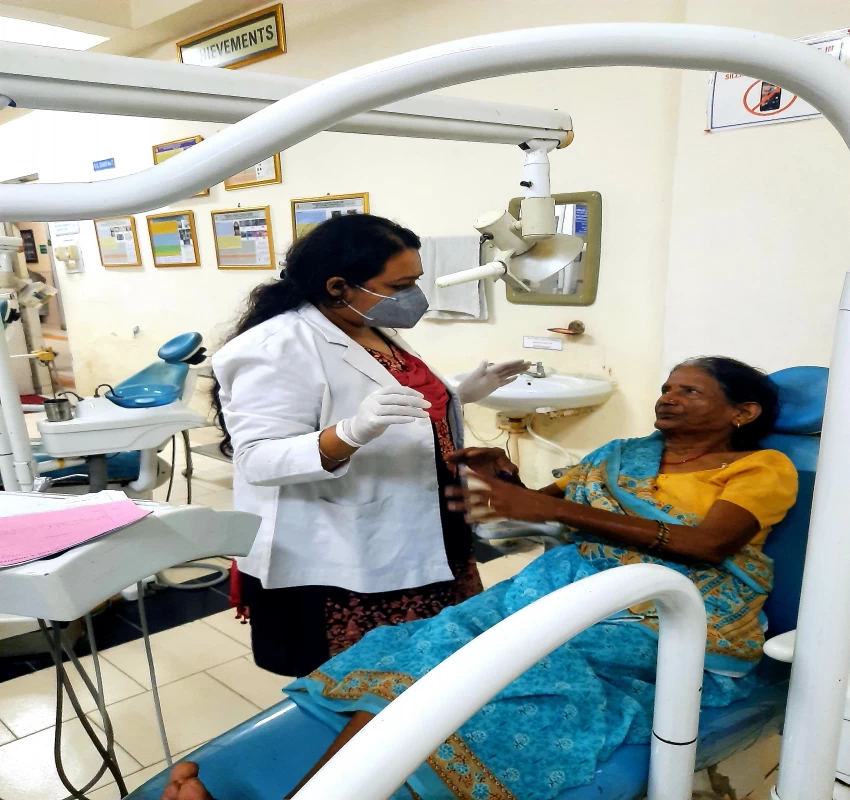 saraswati dental college