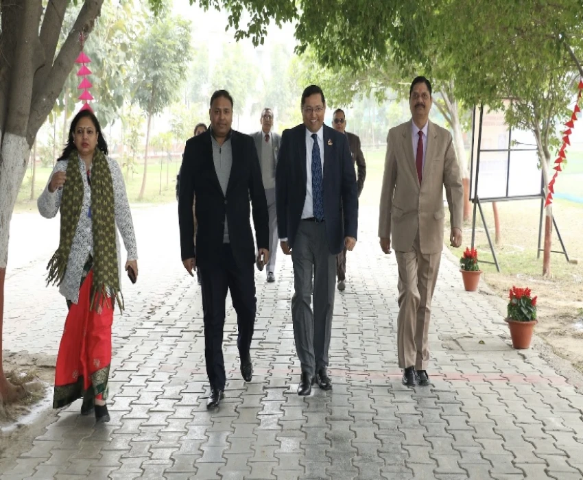 saraswati dental college